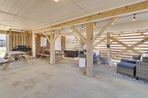 House (4 Bedrooms) | Interior