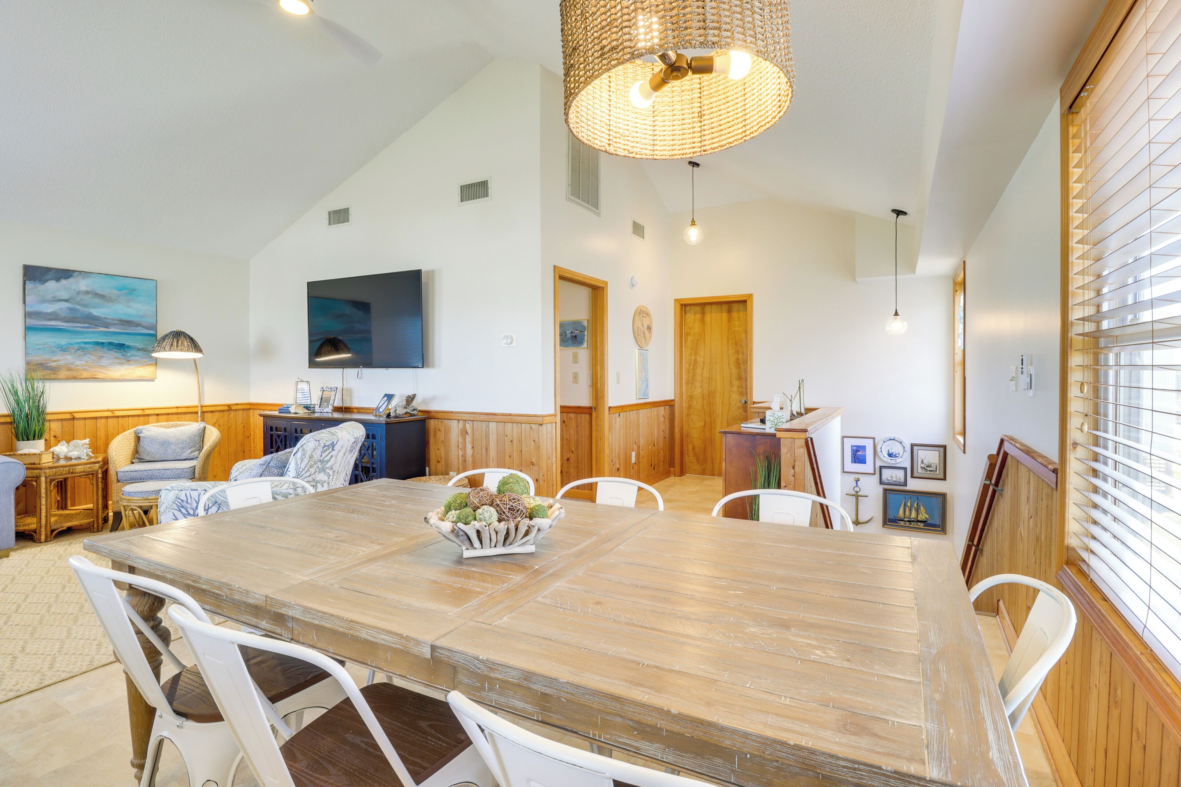 المنشأة من الداخل