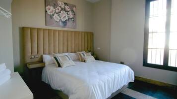 Junior Suite, City View | Free WiFi