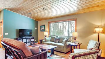 Rumah (2 Bedrooms) | Interior