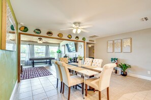 House (4 Bedrooms) | Interior - Direct Gulf Access: Hernando Beach Escape! (Spring Hill)