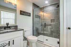 Interior - 4 Mi to Lake Barkley: Pet-friendly Home w/ Hot Tub (Cadiz)
