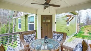 Cottage (2 Bedrooms) | Interior