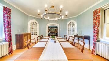 Rumah (5 Bedrooms) | Interior