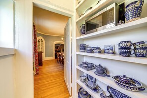 منزل (5 Bedrooms) | المنشأة من الداخل