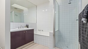 Shower, towels
