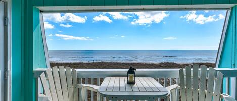 屋外ダイニングエリア