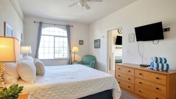 1 bedroom, desk, free WiFi, bed sheets