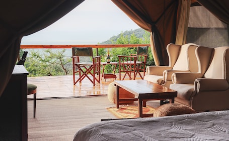 Deluxe Double Tent | In-room safe, desk, iron/ironing board, free cribs/infant beds