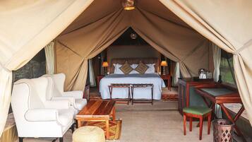 Deluxe Double Tent | In-room safe, desk, iron/ironing board, free cribs/infant beds