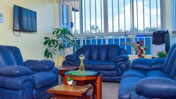 Wifi gratis y ropa de cama