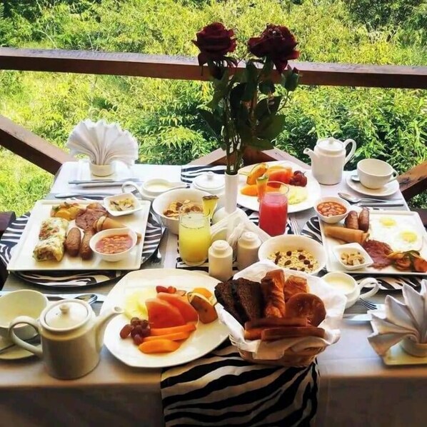 Petit déjeuner buffet compris tous les jours