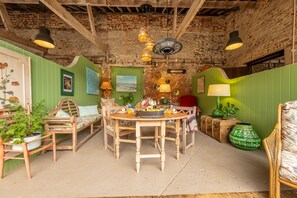 Dining - The Able Stables - Hewie's Cottage, East Rudham, Norfolk (East Rudham)