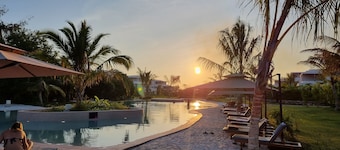 Kejani Paradise: Tranquil 3-Bdrm Getaway at The Soul, Paje - Relaxation Reloaded