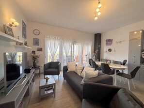 Apartment, 2 Bedrooms, Smoking, Balcony | Living room - Two-bedroom Apartment With Sea View Artmare (Preko)