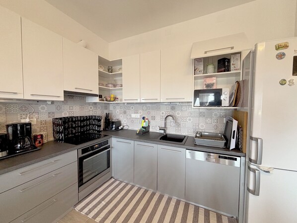 Appartement, 2 chambres, fumeurs, balcon | Intérieur