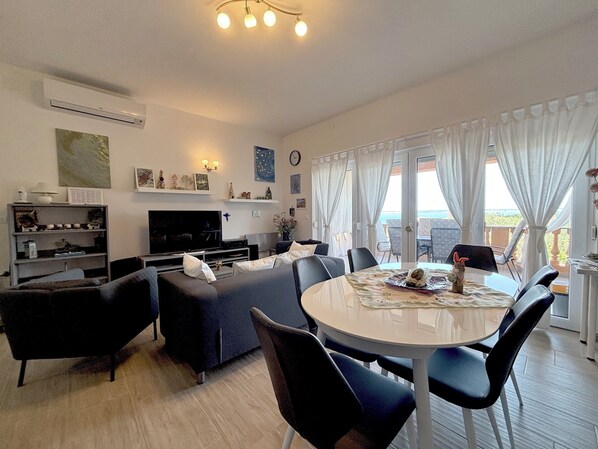 Apartment, 2 Bedrooms, Smoking, Balcony | Dining room - Two-bedroom Apartment With Sea View Artmare (Preko)