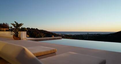 Sea View Stay