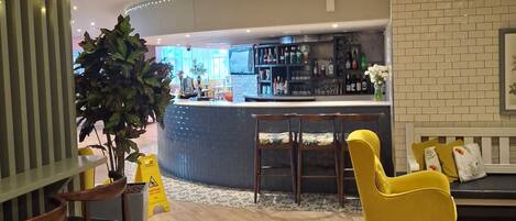 Bar (en la propiedad)