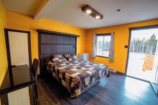 Basic Room, 1 Double Bed