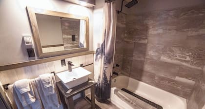 HOTELLERIE PUAMUN