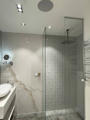 Apartment, 3 Bedrooms, Balcony, City View | Bathroom - Stunning Penthouse With Sea, Mountain & City Views Central Kobuleti This Elegant (Kobuleti)