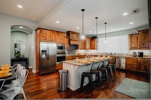 6 bedrooms - Paradise Village 3 - Grand View Estates (Ivins)