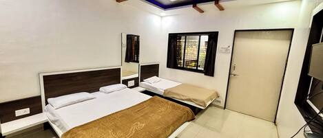 Comfort Twin Room, Mountain View | Free WiFi