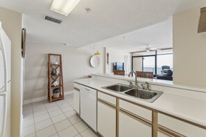 Διαμέρισμα (Condo), 1 Υπνοδωμάτιο | Εσωτερικοί χώροι
