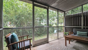 Townhome, 2 Bedrooms | Interior