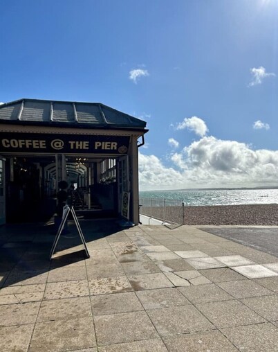Garden Apartment by the Pier