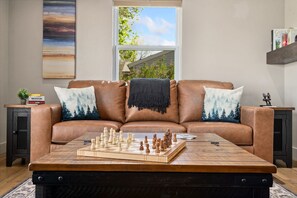 Smart TV, fireplace, books