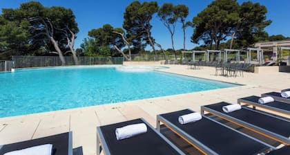 (New) Superb apartment in Golf