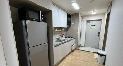 Charming Spacious Apartment in Clark Freeport Zone with Kitchenette & Balcony