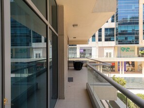 Large Modern 1BR Apartment in Bay Square | Balcony view
