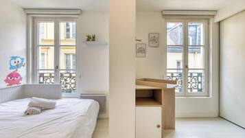 2 bedrooms, desk, iron/ironing board, WiFi