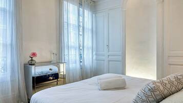 2 chambres, fer et planche Ă repasser, Wi-Fi, draps fournis