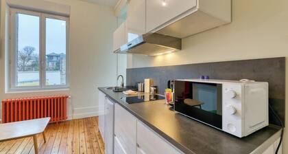 Emma : Mignon F2 proche de la gare