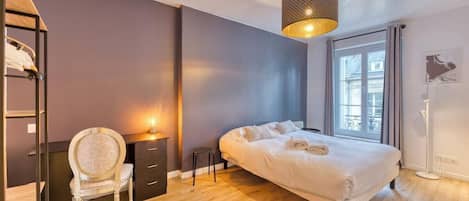 3 chambres, fer et planche Ă repasser, Wi-Fi, literie fournie