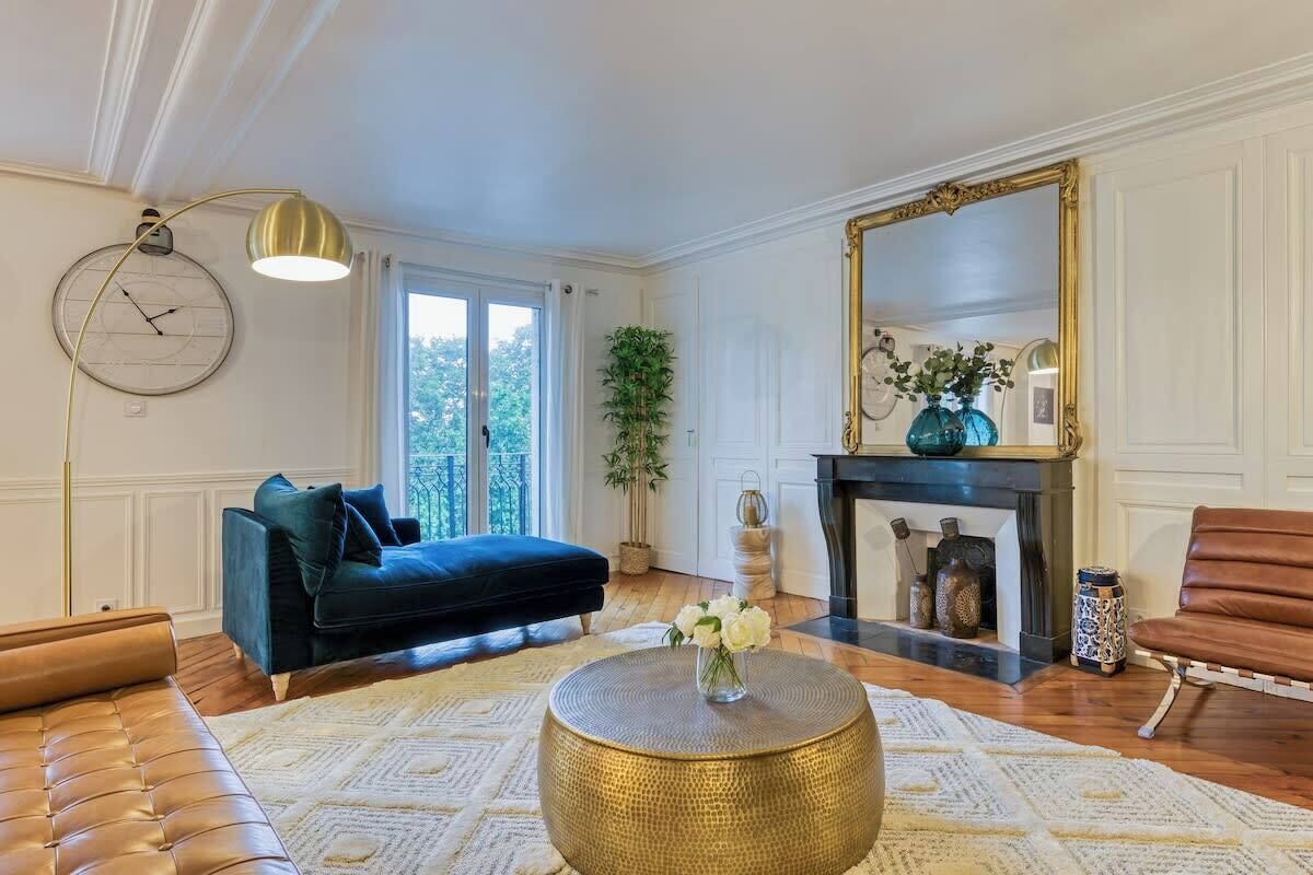 Fernseher, Stereoanlage