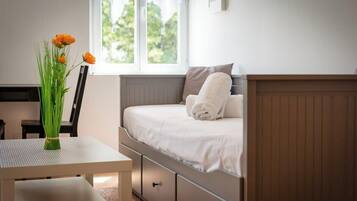 1 bedroom, iron/ironing board, travel crib, WiFi