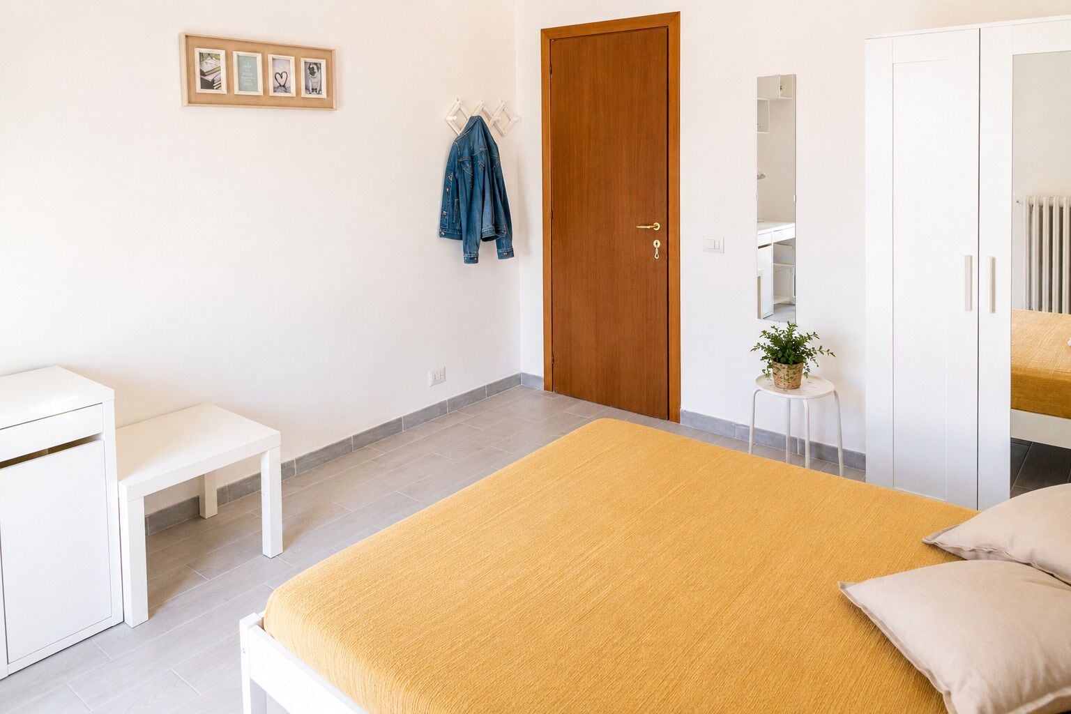 4 Schlafzimmer, Bügeleisen/Bügelbrett, WLAN, Bettwäsche