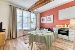 Interior - Rafael F2 Bourgeois avec Jardin (Rouen)