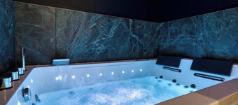 Love Room: The perfect accommodation for a romantic getaway, cozy and intim