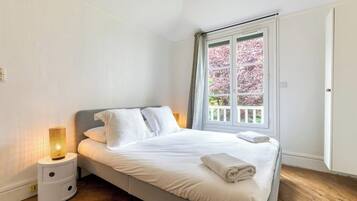 2 chambres, fer et planche Ă repasser, lit parapluie, Wi-Fi