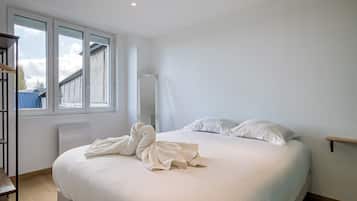 1 bedroom, WiFi, bed sheets