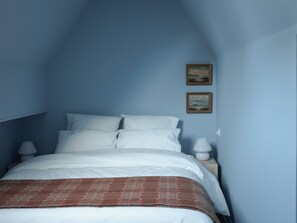 1 soverom, strykejern/-brett, wi-fi og sengetøy