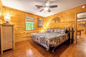 2 bedrooms, desk, iron/ironing board, travel crib