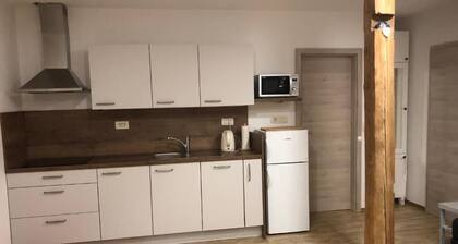 Apartment with Mountain View!