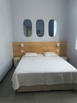 2 habitaciones, tabla de planchar con plancha y wifi 